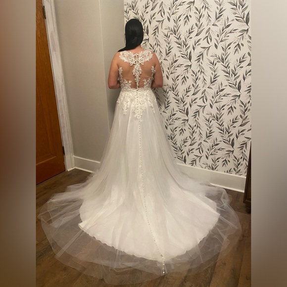 Madison James MJ417 Wedding Dress - NWT